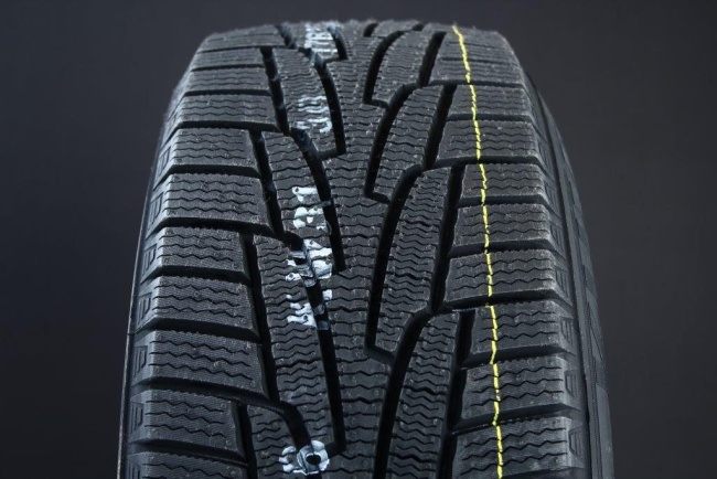 225/45R17 KUMHO IZEN ARCTIC WINTER KW31 FRIKTION