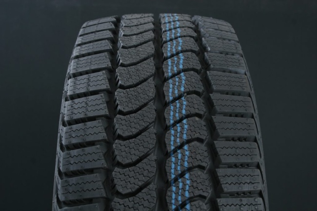 225/70R15 CONTINENTAL VANCO VIKING CONTACT 2 C-DÄCK FRIKTION