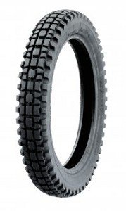 Heidenau K37 ( 4.00-19 RF TT 71P takapyörä, M+S-merkintä, M/C, Silica SiO2, etupyörä )