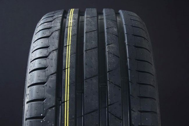 245/45R18 NOKIAN HAKKAPELIITTA BLACK 2