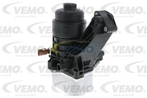 Öljynjäähdytin, moottoriöljy, AUDI,SEAT,SKODA,VW, 03N 115 389 A, 03N 115 389 B, 3N 115 389 A, 3N 115 389 B, 3N115389A, 3N115389B