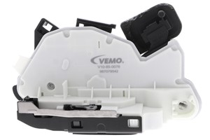 Ovilukko, Eteen, vasen, SEAT,VW, 5K1 837 015 A, 5K1 837 015 C, 5K1 837 015 E, 5K1 837 015 J