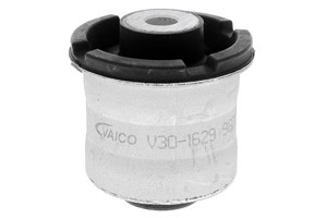 Tukivarren hela, etuakseli molemminpuoleinen, MERCEDES-BENZ, 205 333 03 14, A 205 333 03 14
