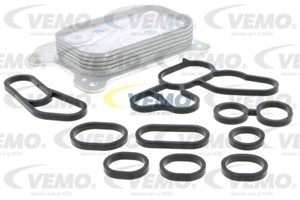 Öljynjäähdytin, moottoriöljy, CHEVROLET,FIAT,FORD,LANCIA,OPEL,SUZUKI,VAUXHALL, 055 238 294, 1 539 132, 1 539 133, 1 549 997, 1 619 837,