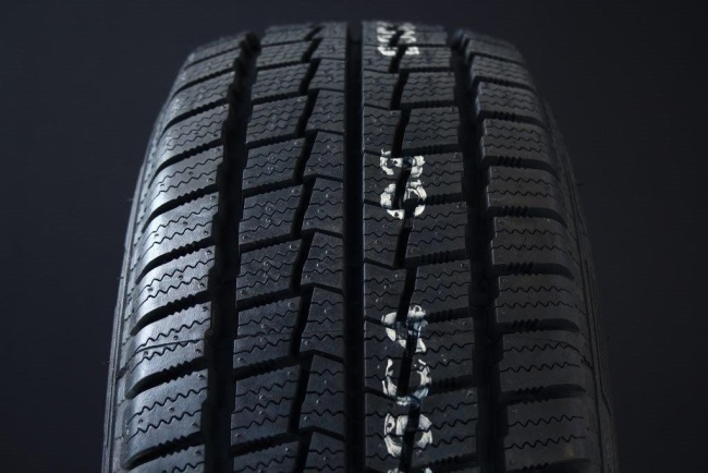 215/65R16 HANKOOK WINTER RW06 C-DÄCK FRIKTION
