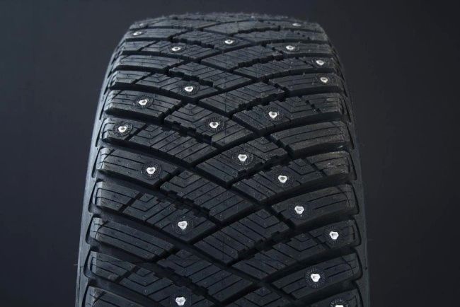 245/45R17 GOODYEAR ULTRA GRIP ICE ARCTIC DUBB