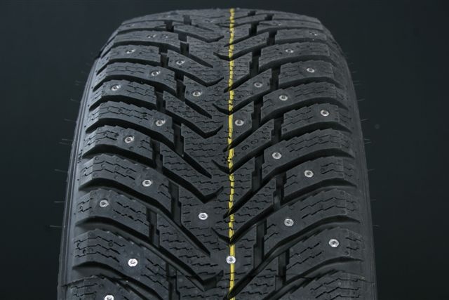 295/35R21 NOKIAN HAKKAPELIITTA 8 SUV DUBB