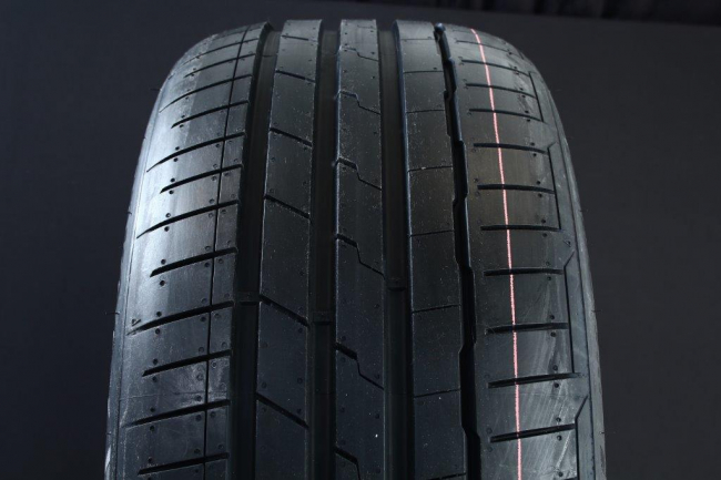 255/55R18 HANKOOK VENTUS S1 EVO3 K127 SUV